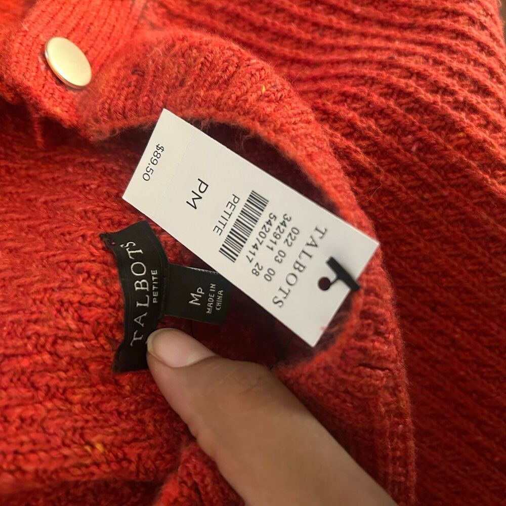 New Talbots Sweater - Picture 3 of 4